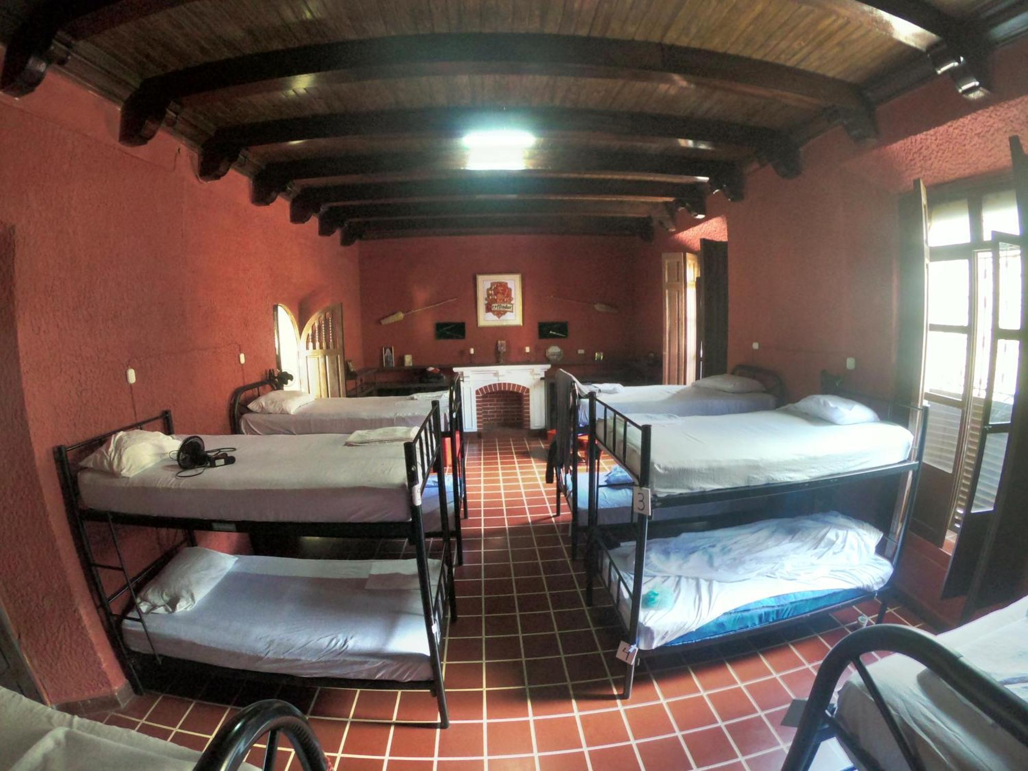 Ricks Hostel Santa Ana Extérieur photo