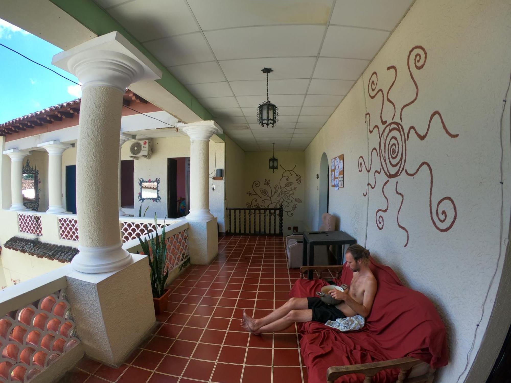 Ricks Hostel Santa Ana Extérieur photo