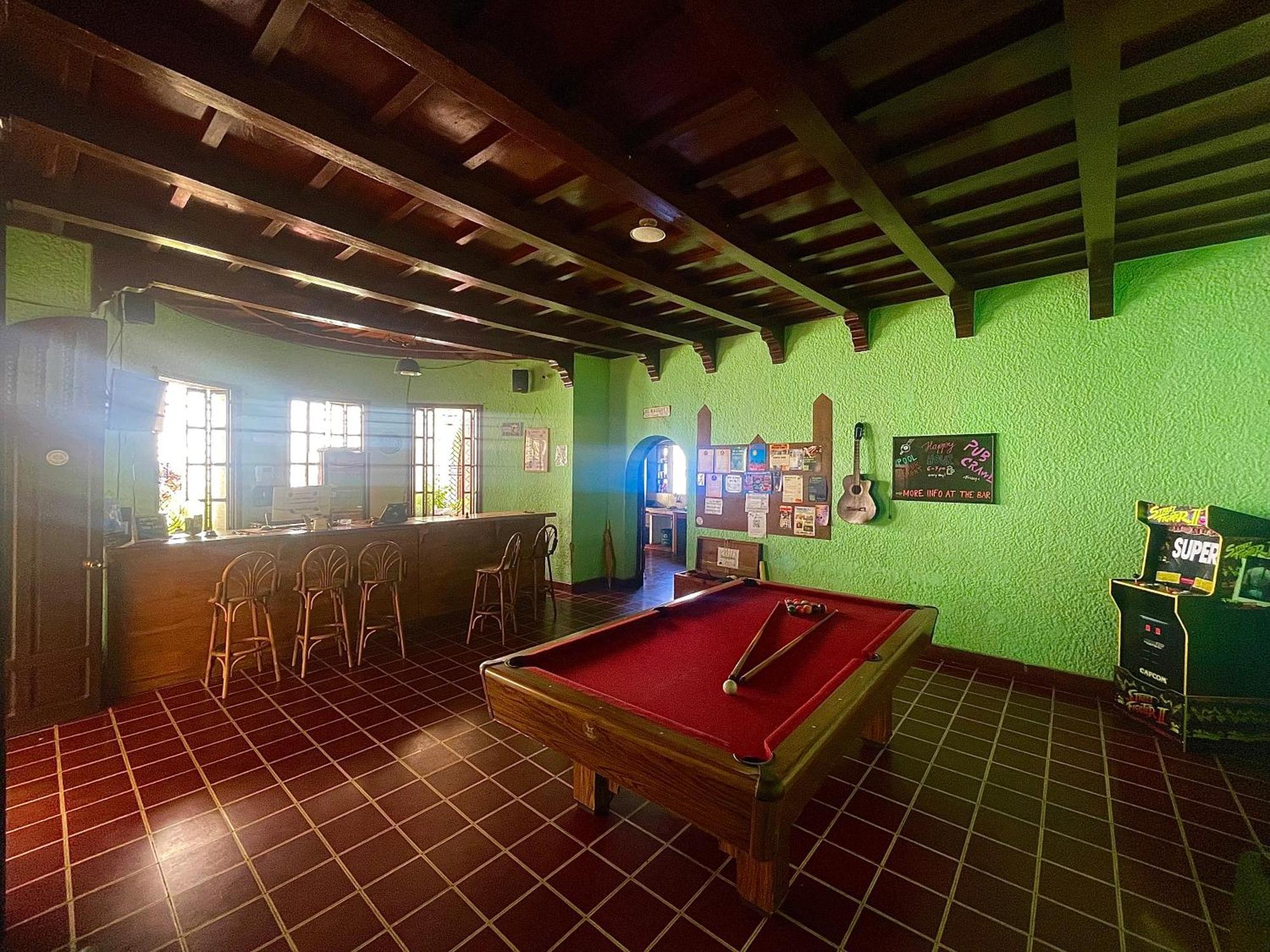 Ricks Hostel Santa Ana Extérieur photo